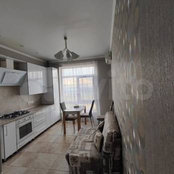 Продается 1-комнатная квартира, 39,9 м²