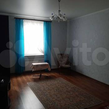 Продается Многокомнатная квартира, 130 м²