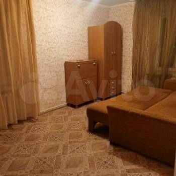 Продается Многокомнатная квартира, 76,2 м²