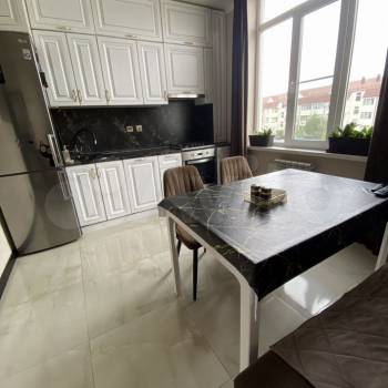 Продается 2-х комнатная квартира, 61 м²