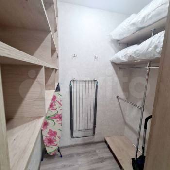 Сдается 1-комнатная квартира, 46 м²
