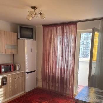 Сдается 1-комнатная квартира, 39 м²