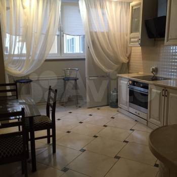 Сдается 2-х комнатная квартира, 65 м²