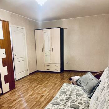 Продается 1-комнатная квартира, 37,8 м²