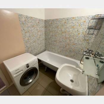 Продается 1-комнатная квартира, 38 м²