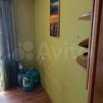 Продается 1-комнатная квартира, 37,3 м²