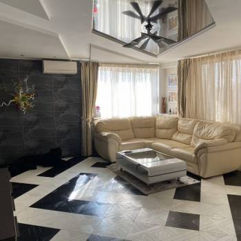 Сдается 2-х комнатная квартира, 65 м²