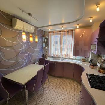 Сдается 2-х комнатная квартира, 65 м²