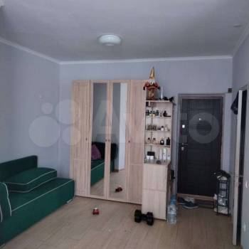 Продается 1-комнатная квартира, 45,7 м²