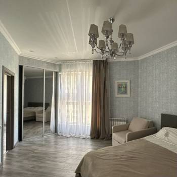 Продается 1-комнатная квартира, 46 м²