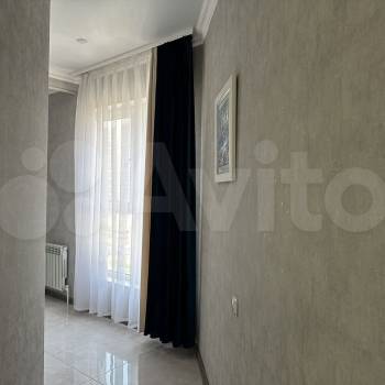 Продается 1-комнатная квартира, 46 м²