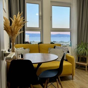 Продается 1-комнатная квартира, 35 м²