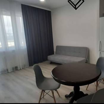 Сдается 1-комнатная квартира, 50 м²