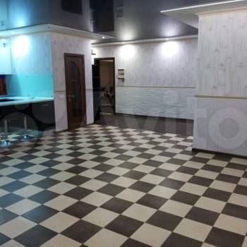 Продается Многокомнатная квартира, 183 м²