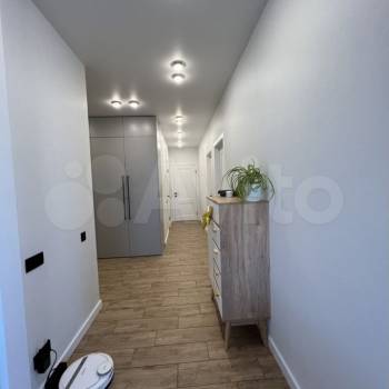 Продается Многокомнатная квартира, 76 м²