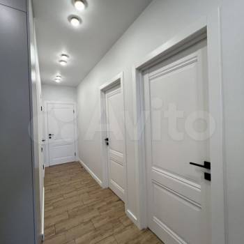 Продается Многокомнатная квартира, 76 м²