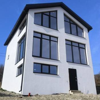 Продается Дом, 179 м²