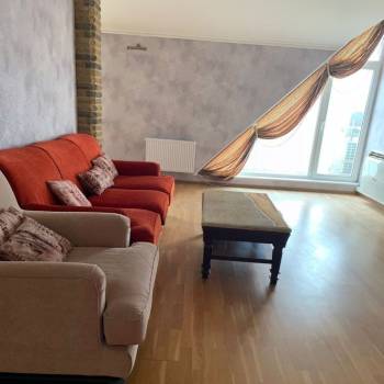 Продается 3-х комнатная квартира, 108,4 м²
