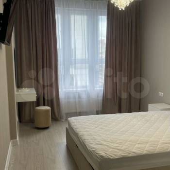 Сдается 1-комнатная квартира, 38 м²