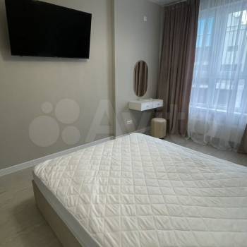 Сдается 1-комнатная квартира, 38 м²