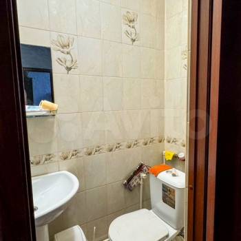 Продается Многокомнатная квартира, 53 м²