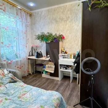 Продается Многокомнатная квартира, 53 м²