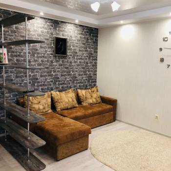 Сдается 1-комнатная квартира, 42 м²