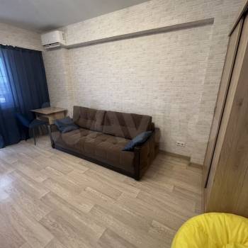 Сдается 1-комнатная квартира, 38 м²