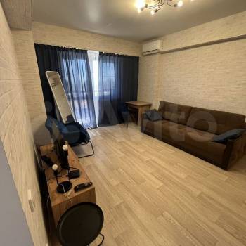 Сдается 1-комнатная квартира, 38 м²