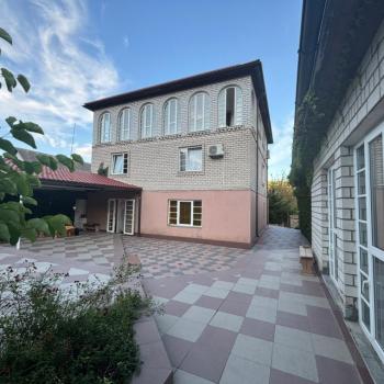 Продается Дом, 355 м²