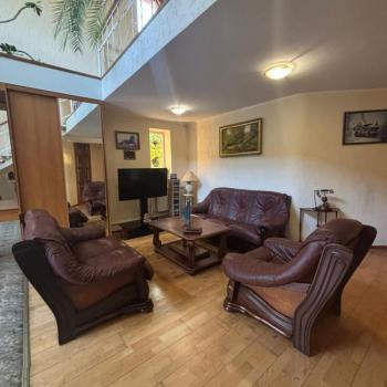 Продается Дом, 355 м²