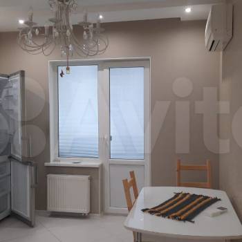 Продается 1-комнатная квартира, 41,7 м²