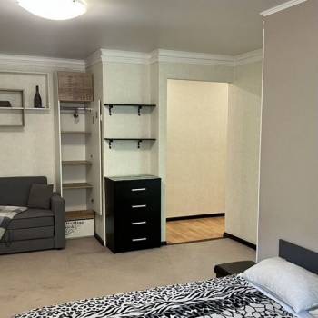 Продается 1-комнатная квартира, 30 м²