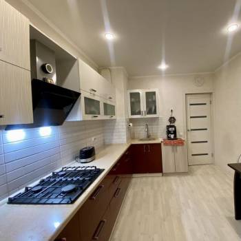 Продается 3-х комнатная квартира, 63 м²