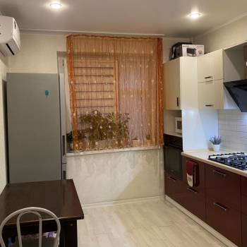 Продается 3-х комнатная квартира, 63 м²