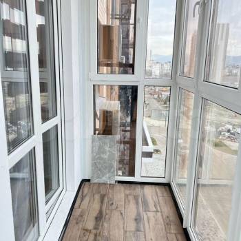 Продается 1-комнатная квартира, 38 м²