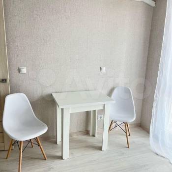 Продается 1-комнатная квартира, 38 м²