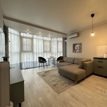 Продается 1-комнатная квартира, 48 м²