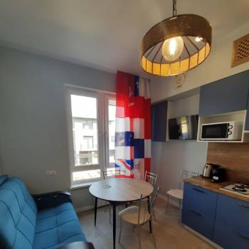 Сдается 1-комнатная квартира, 46 м²