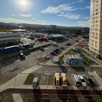 Продается 1-комнатная квартира, 56,4 м²