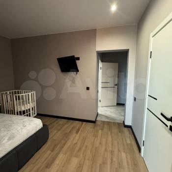 Продается 1-комнатная квартира, 56,4 м²