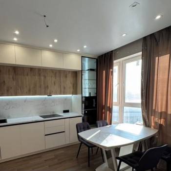 Продается 1-комнатная квартира, 56,4 м²