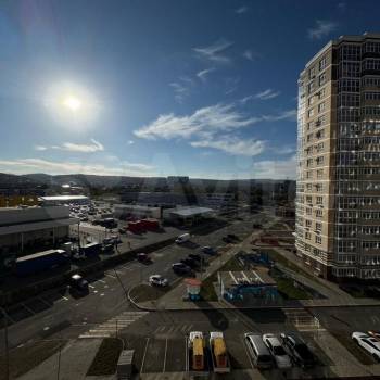 Продается 1-комнатная квартира, 56,4 м²