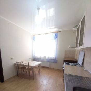 Сдается 2-х комнатная квартира, 70 м²