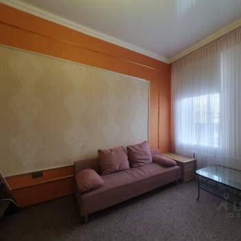 Сдается 1-комнатная квартира, 55 м²