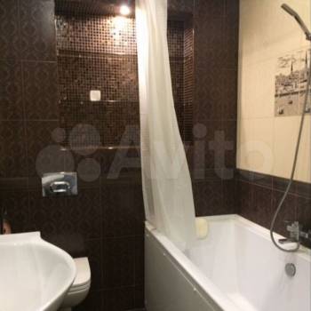 Сдается 2-х комнатная квартира, 65 м²