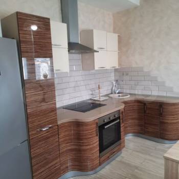 Сдается 2-х комнатная квартира, 65 м²