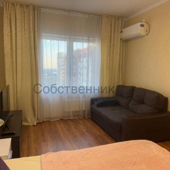 Сдается 1-комнатная квартира, 40 м²