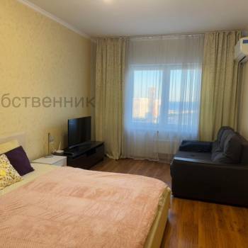 Сдается 1-комнатная квартира, 40 м²