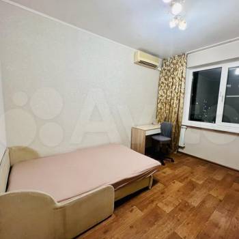 Сдается Многокомнатная квартира, 64 м²